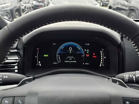 Certified 2025 Toyota Camry SE image 24