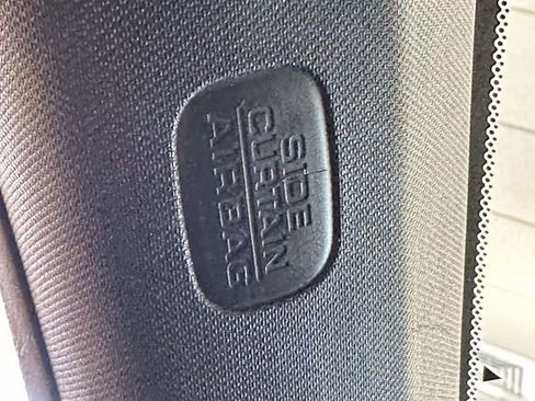 Certified 2022 Honda Civic Sport image 30