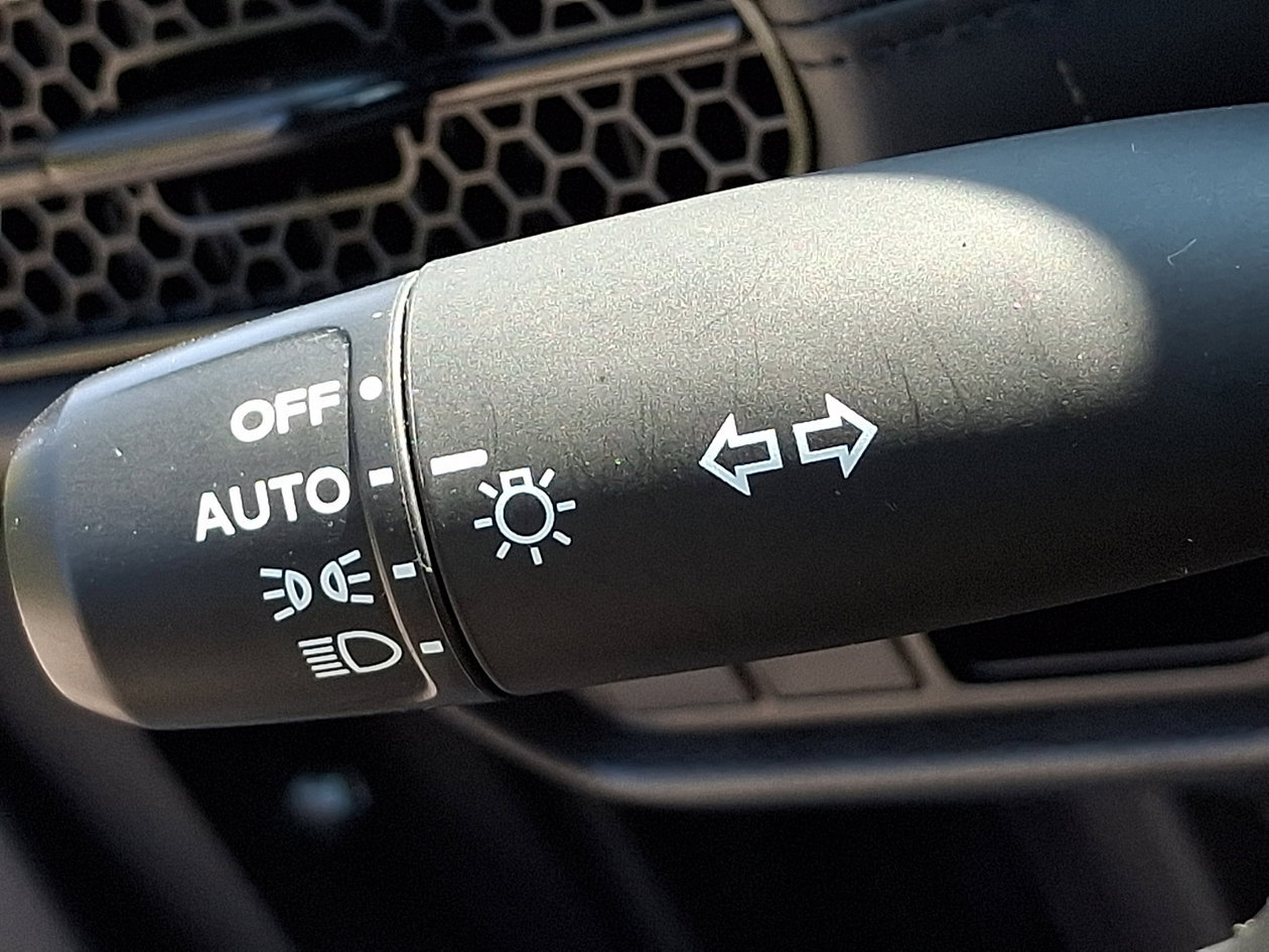 Used 2026 Honda HR-V LX image 24