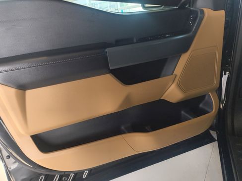 Used 2023 Ford F150 XLT image 8