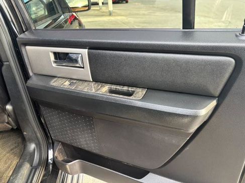 Used 2016 Ford Expedition EL Limited image 32