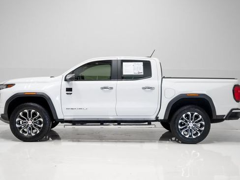 Used 2024 GMC Canyon Denali AWD/4WD image 26