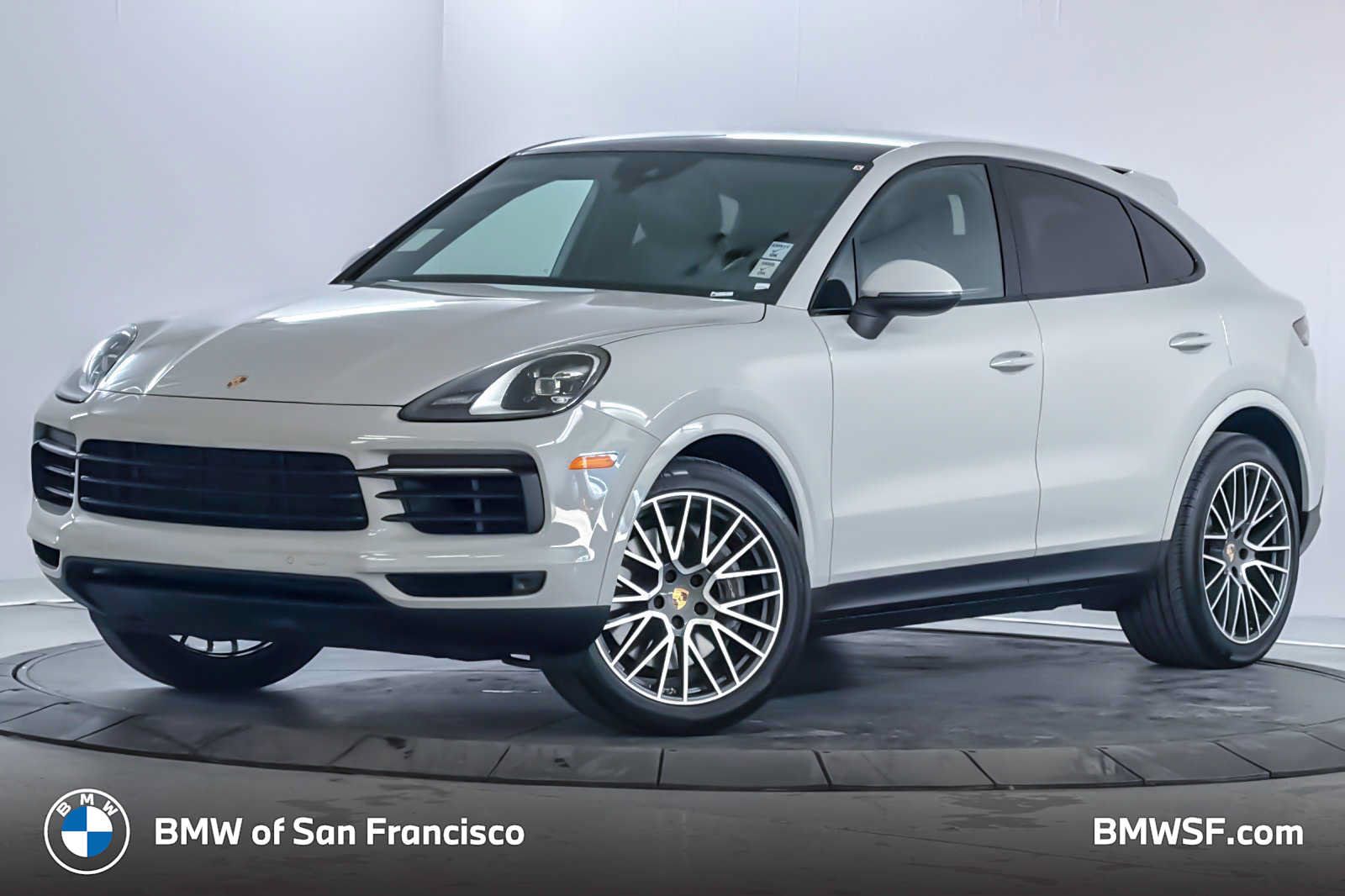 Used 2022 Porsche Cayenne Coupe AWD/4WD image 1