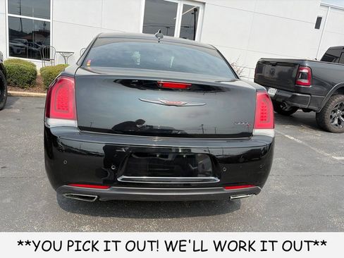 Used 2021 Chrysler 300 S RWD image 5