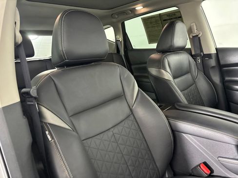 Used 2024 Nissan Murano Platinum w/ Cargo Package FWD image 32