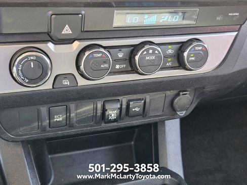 Used 2022 Toyota Tacoma SR5 AWD/4WD image 20