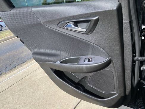 Used 2023 Chevrolet Malibu LT image 50