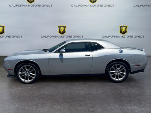 Used 2022 Dodge Challenger GT AWD/4WD image 2