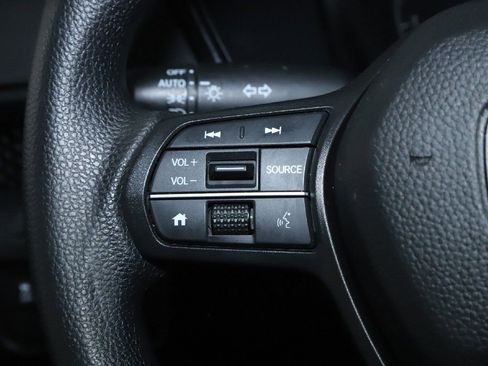 Used 2025 Honda CR-V EX image 23