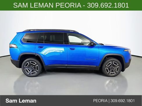 New 2026 Jeep Cherokee Laredo AWD/4WD image 8