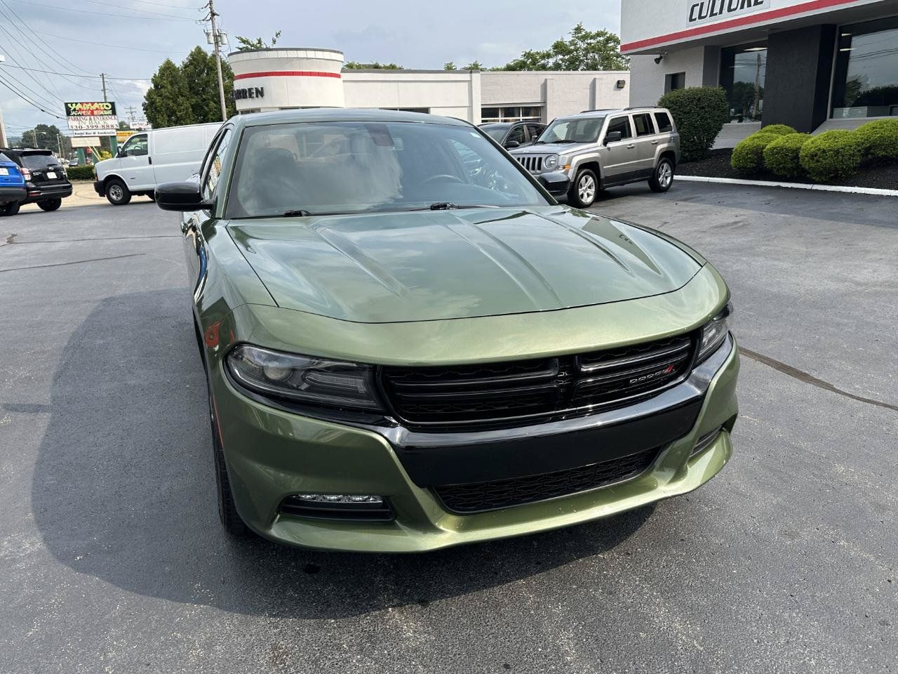 Used 2020 Dodge Charger SXT w/ Plus Group AWD/4WD image 4