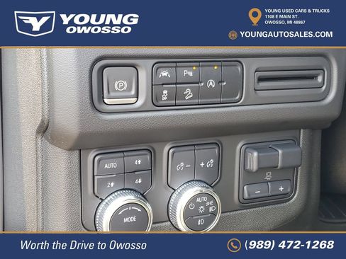 Used 2023 GMC Yukon AT4 w/ LPO, Floor Liner Package AWD/4WD image 12