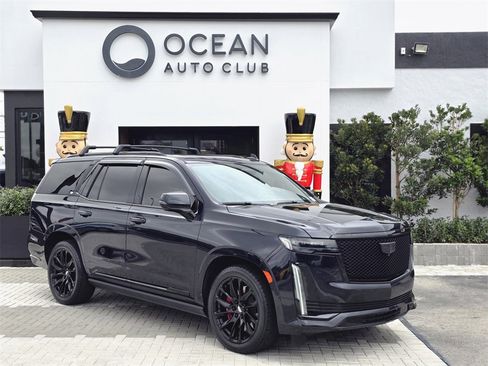 Used 2021 Cadillac Escalade Sport w/ Driver Assist Tech Package image 2