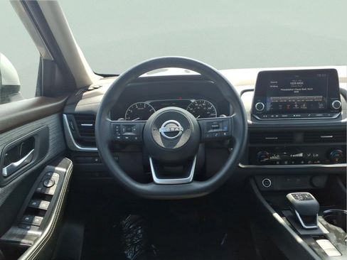 Certified 2023 Nissan Rogue SV AWD/4WD image 15