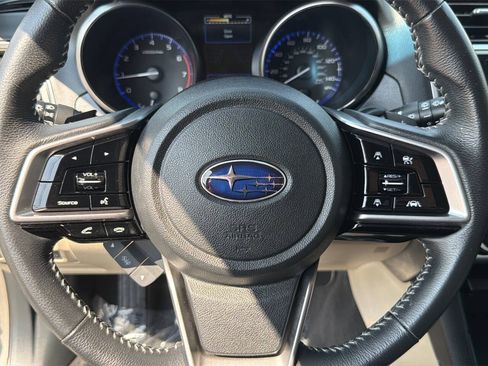 Used 2018 Subaru Outback 2.5i Limited AWD/4WD image 36