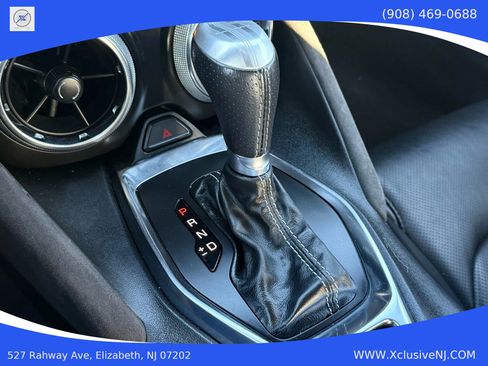 Used 2022 Chevrolet Camaro SS w/ Design Package 2 image 19