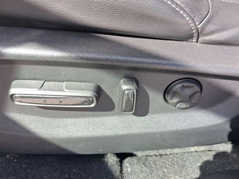 Used 2020 Honda CR-V Touring image 21