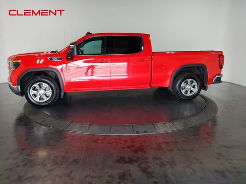 Used 2023 GMC Sierra 1500 SLE image 8