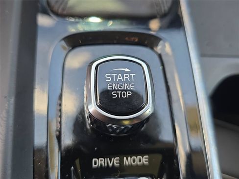 Used 2021 Volvo XC60 T5 Inscription w/ Advanced Package FWD image 24