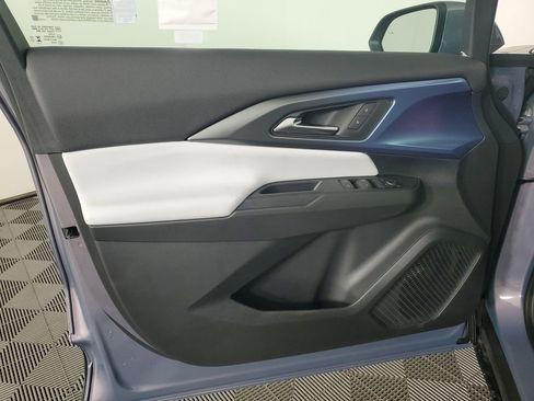 New 2026 Chevrolet Equinox EV LT image 26