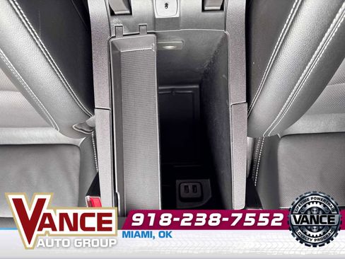 Used 2024 GMC Terrain SLT w/ Elevation Edition FWD image 36
