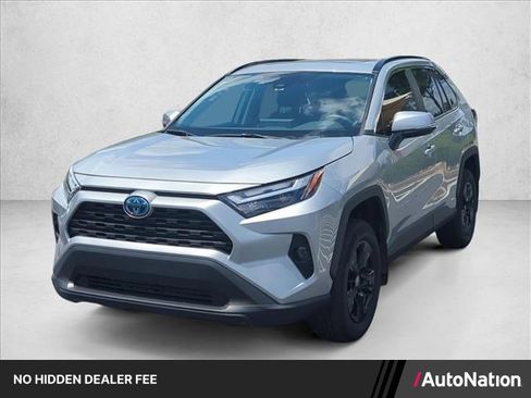 Used 2024 Toyota RAV4 XLE w/ Convenience Package AWD/4WD image 1