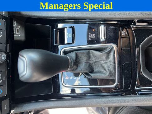 Used 2025 Jeep Compass Limited AWD/4WD image 15