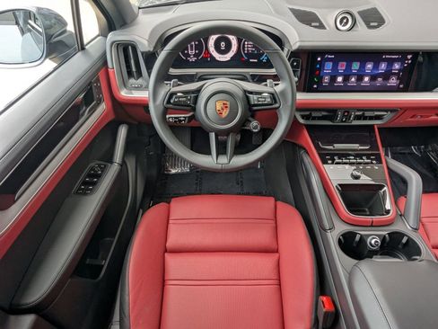 New 2026 Porsche Cayenne Coupe AWD/4WD image 15