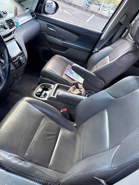 Used 2014 Honda Odyssey Touring Elite image 8