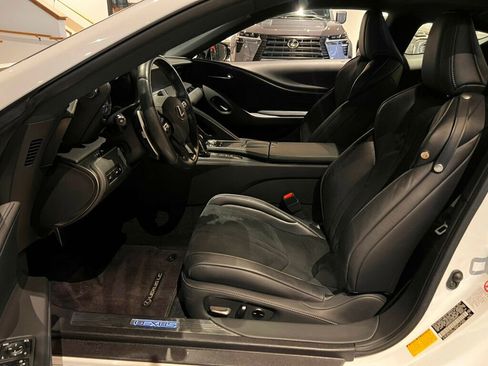 Used 2018 Lexus LC 500 Coupe w/ Sport Package image 15