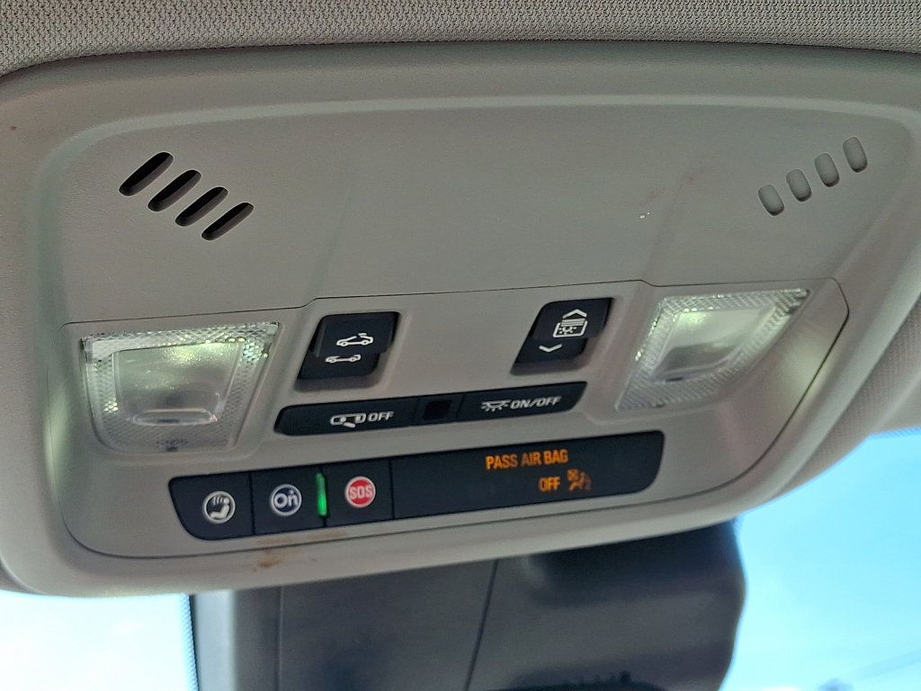 Used 2023 Chevrolet Malibu LT FWD image 32