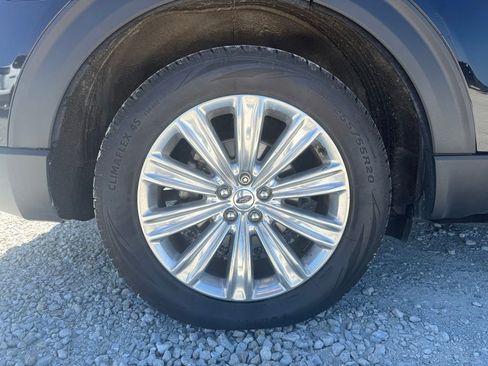 Used 2021 Ford Explorer Limited w/ Equipment Group 301A image 16