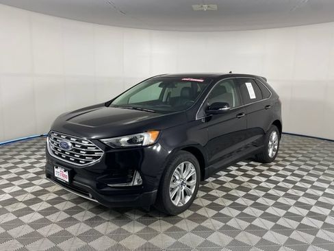 Used 2021 Ford Edge Titanium w/ Canadian Touring Package AWD/4WD image 1