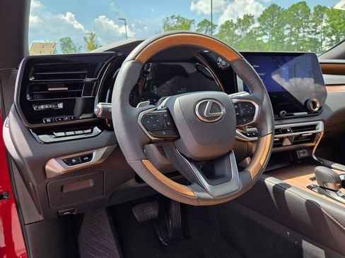 Certified 2025 Lexus RX 350 Premium Plus w/ Convenience Package FWD image 10