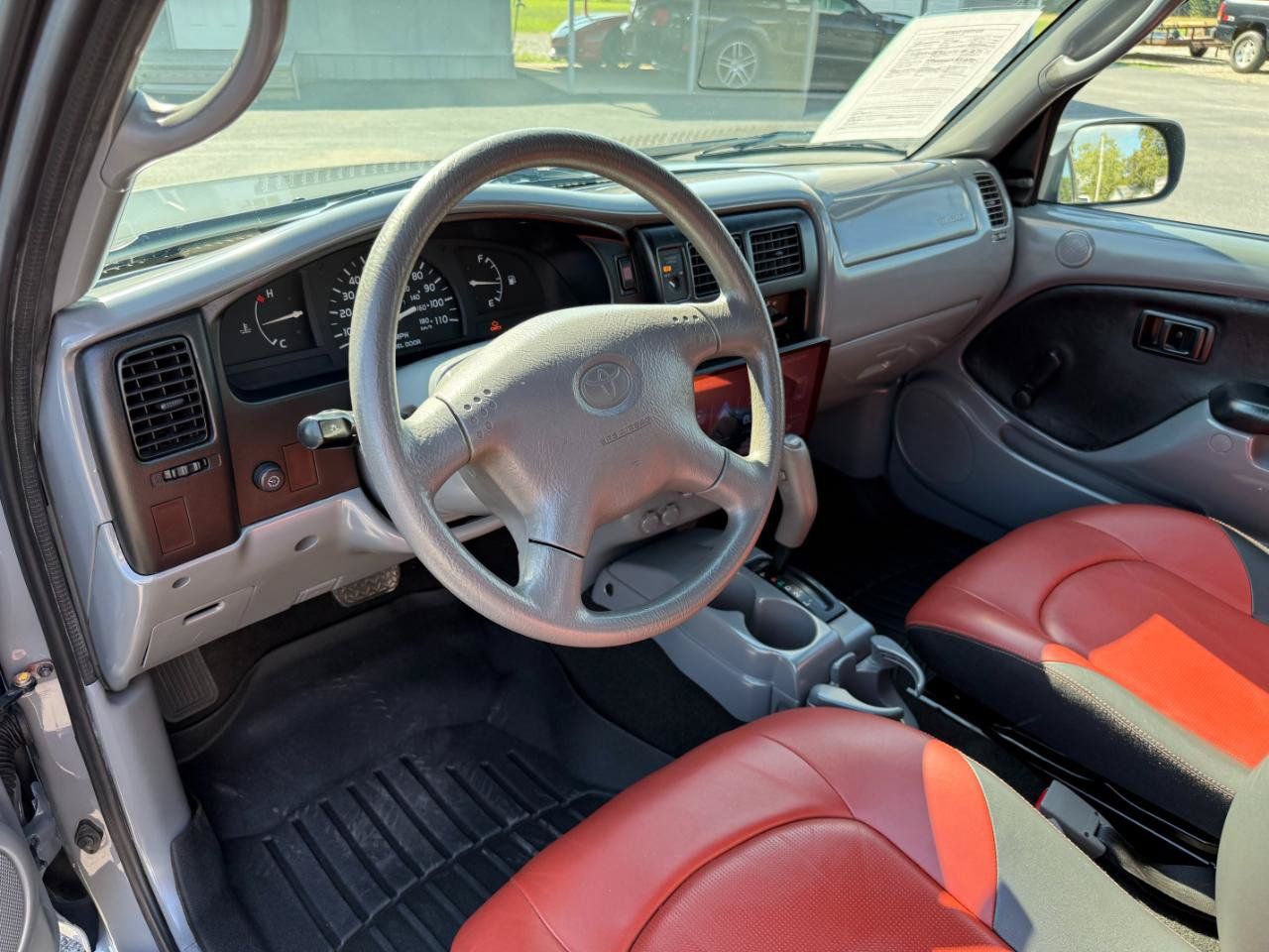 Used 2004 Toyota Tacoma 2WD Regular Cab w/ Enhancement Pkg image 28