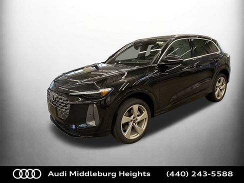 New 2025 Audi Q5 Premium Plus image 2