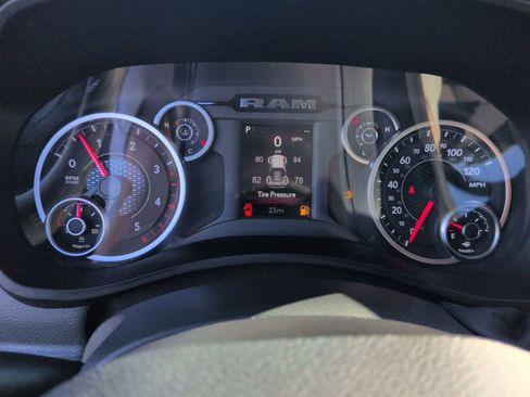 New 2026 RAM 2500 Tradesman AWD/4WD image 33