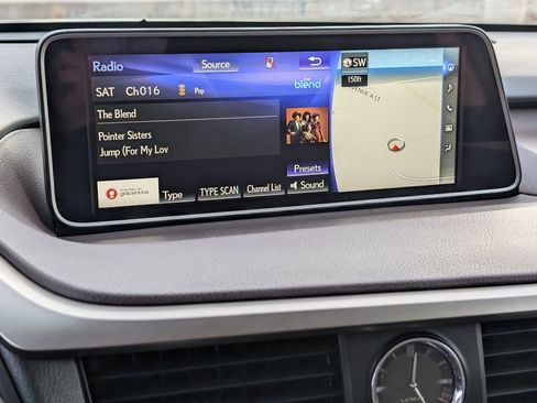 Used 2018 Lexus RX 350L AWD image 16