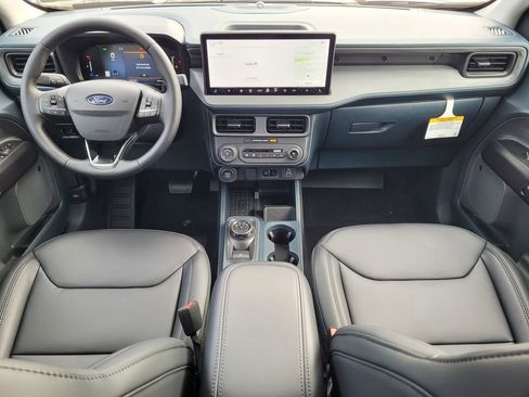 New 2025 Ford Maverick Lariat w/ Black Appearance Package image 31