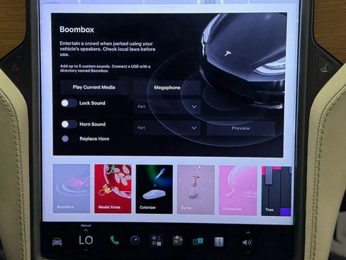 Used 2020 Tesla Model X Long Range AWD/4WD image 32