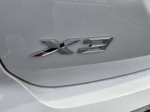 Used 2024 BMW X3 sDrive30i RWD image 9