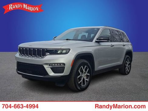 Used 2025 Jeep Grand Cherokee Limited image 1