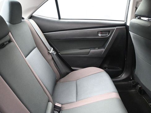 Used 2019 Toyota Corolla LE FWD image 17