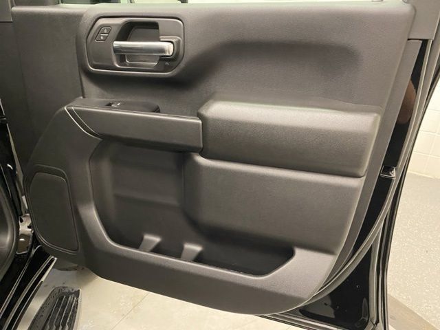 New 2026 Chevrolet Silverado 2500 Custom w/ Custom Value Package AWD/4WD image 25