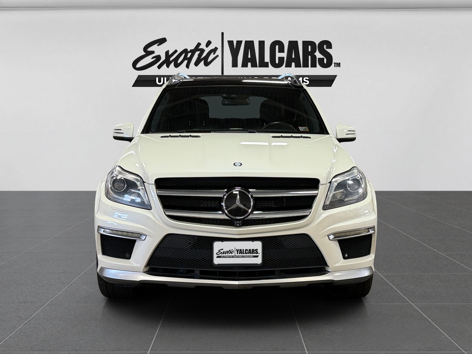 Used 2015 Mercedes-Benz GL 63 AMG 4MATIC w/ Accessory Chrome Package image 8
