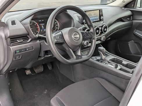 Used 2024 Nissan Sentra S image 10
