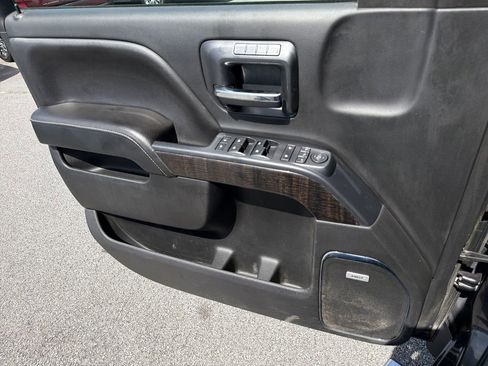 Used 2015 GMC Sierra 2500 Denali w/ Duramax Plus Package AWD/4WD image 14
