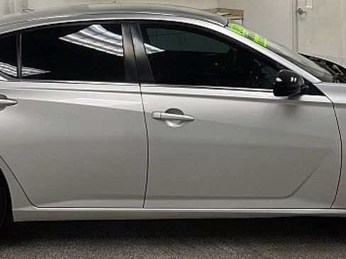 Used 2020 Nissan Altima 2.5 SR image 4