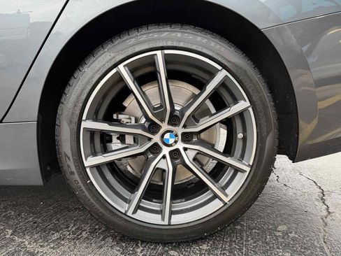 Used 2019 BMW 330i xDrive Sedan w/ Premium Package image 18