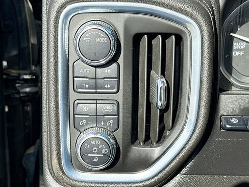 Used 2021 GMC Sierra 1500 Denali w/ Denali Ultimate Package image 31